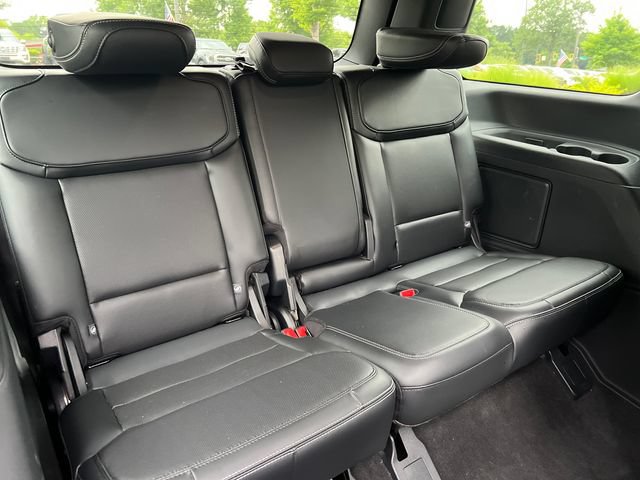 Certified 2025 Ford Expedition Platinum w/ Stealth Performance Package AWD/4WD image 20