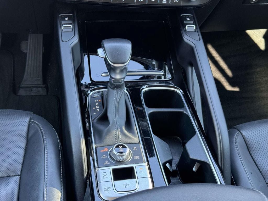 Used 2025 Kia Telluride S AWD/4WD image 8