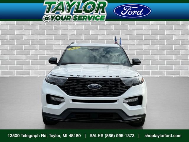 Certified 2023 Ford Explorer ST-Line w/ Class IV Trailer Tow Package image 2