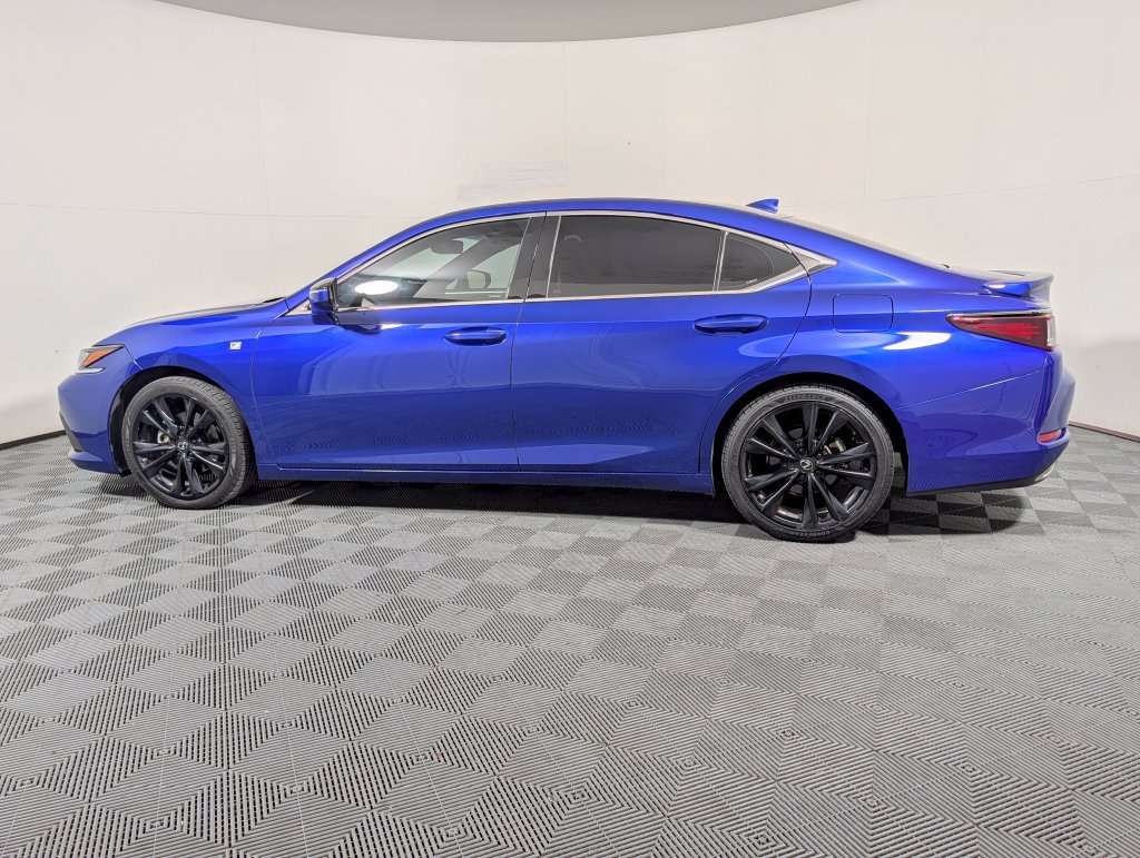 Used 2023 Lexus ES 350 F Sport w/ Accessory Package (Z2) FWD image 5