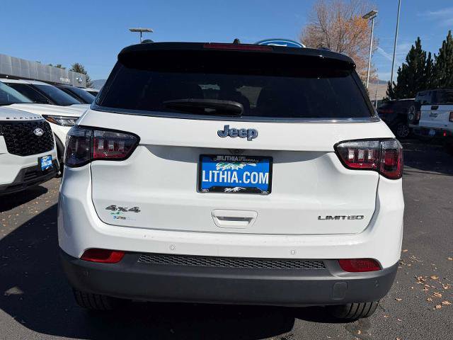 Used 2025 Jeep Compass Limited AWD/4WD image 8