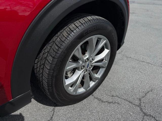 Certified 2023 Ford Explorer XLT w/ Equipment Group 202A image 11