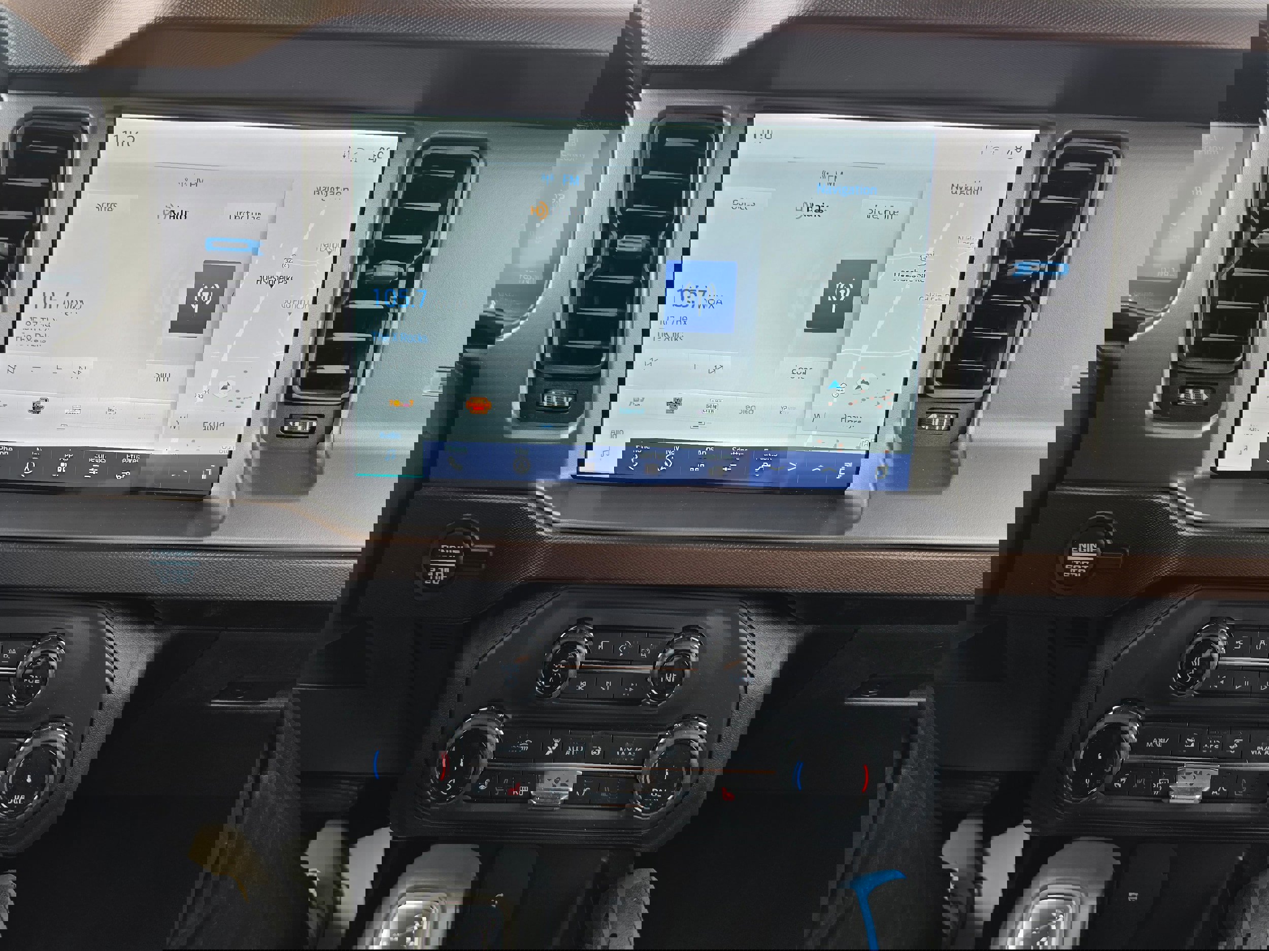 Certified 2022 Ford Bronco Outer Banks image 13