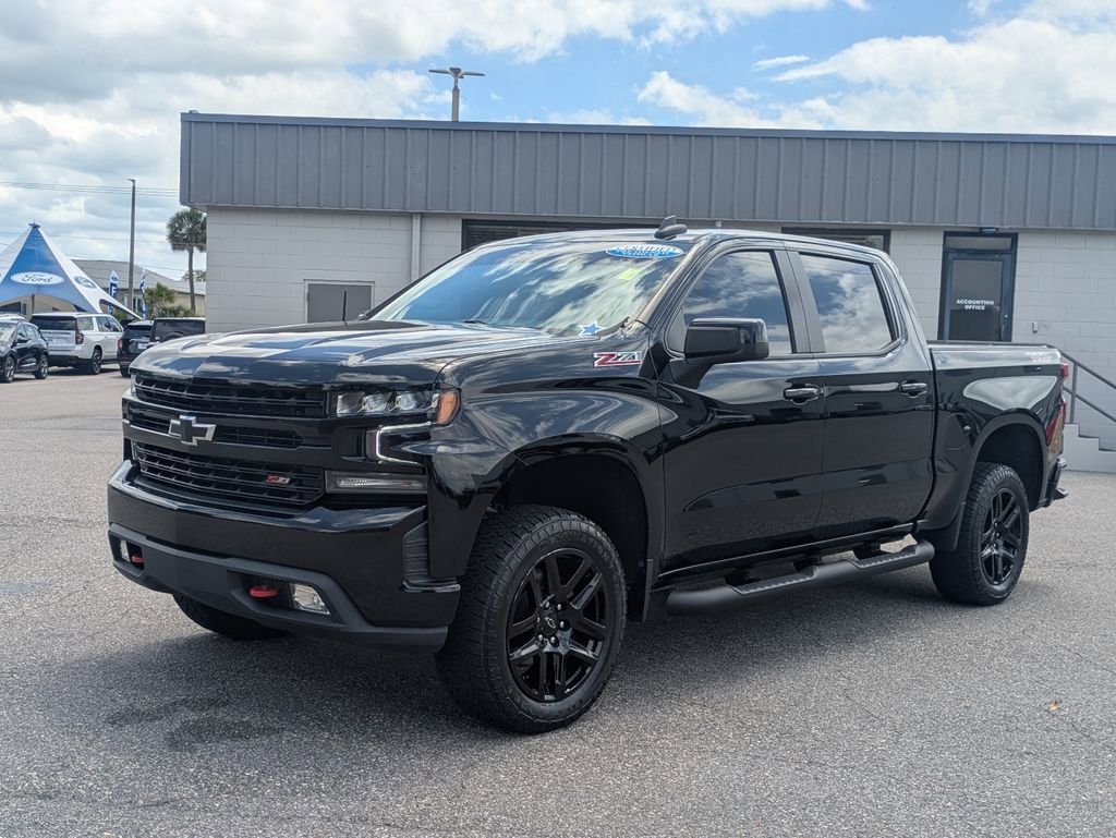 Used 2021 Chevrolet Silverado 1500 LT Trail Boss w/ Bed Protection Package AWD/4WD image 2