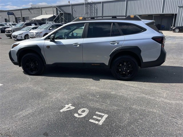 Used 2022 Subaru Outback Wilderness image 6