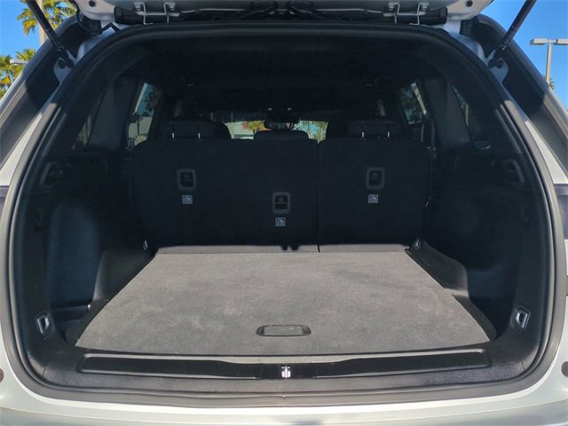 Used 2025 Jeep Grand Cherokee Laredo X image 13