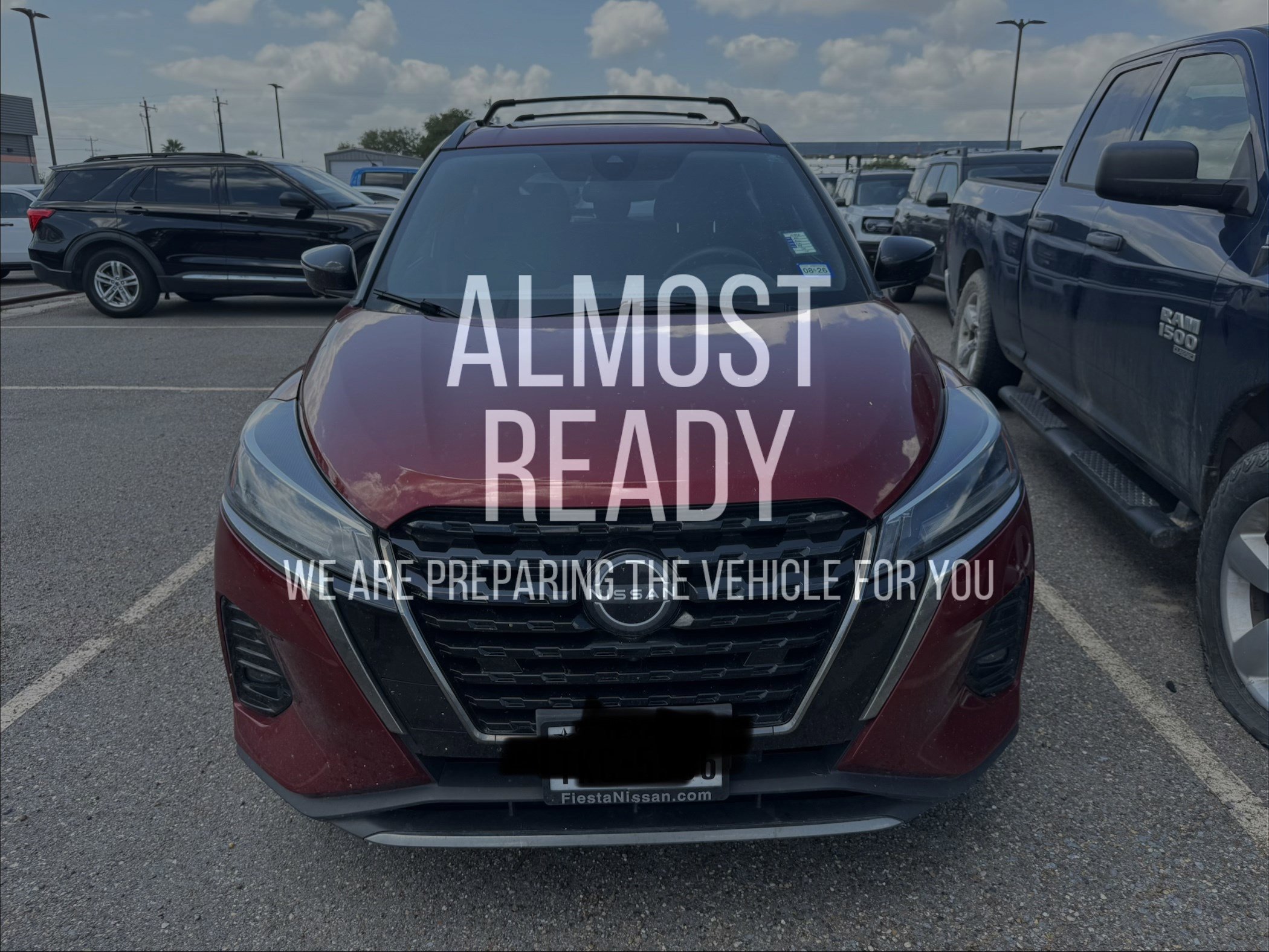 Used 2023 Nissan Kicks SR w/ Exterior Package