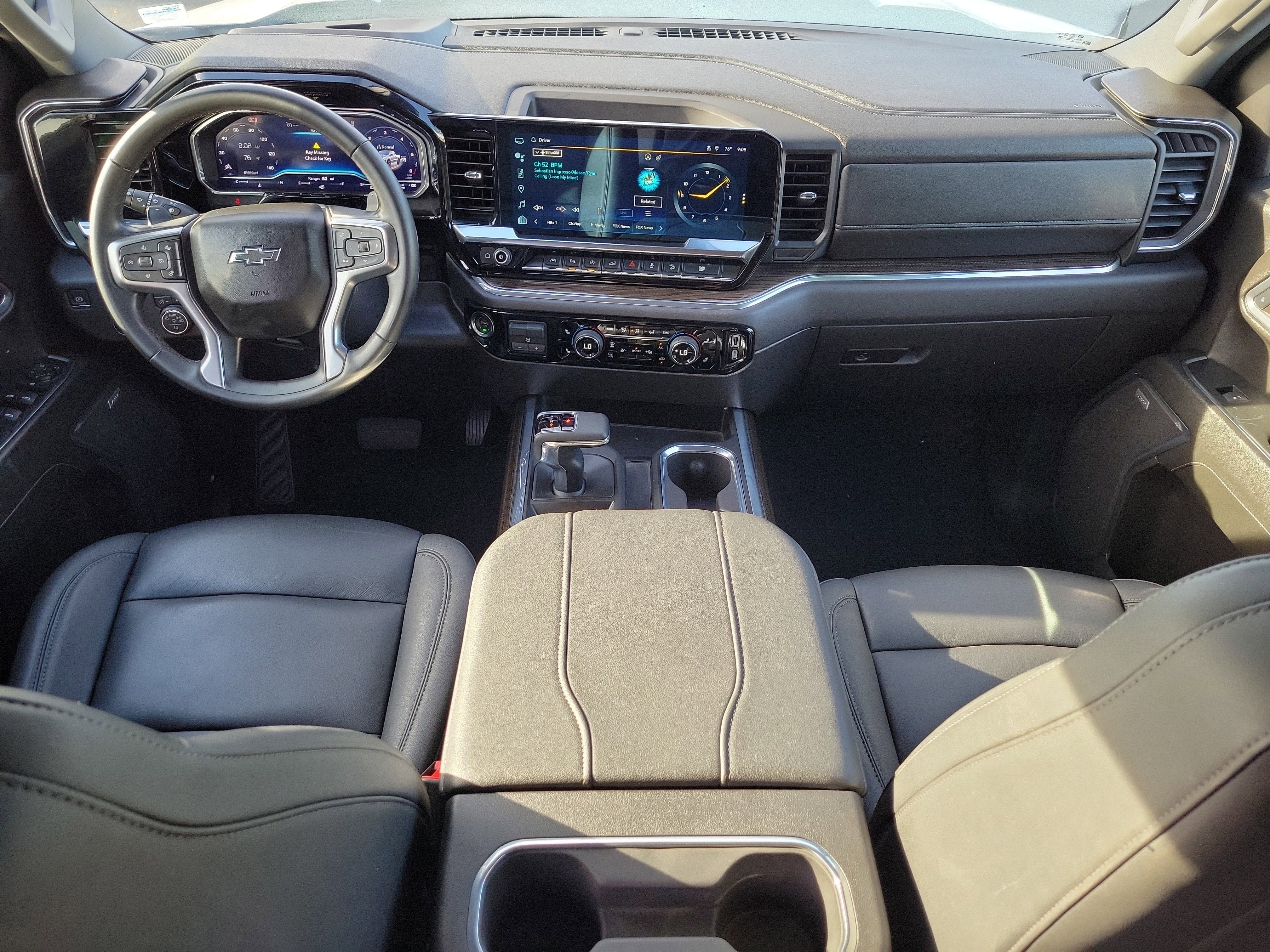 Used 2024 Chevrolet Silverado 1500 LT Trail Boss w/ LT Trail Boss Premium Package image 13