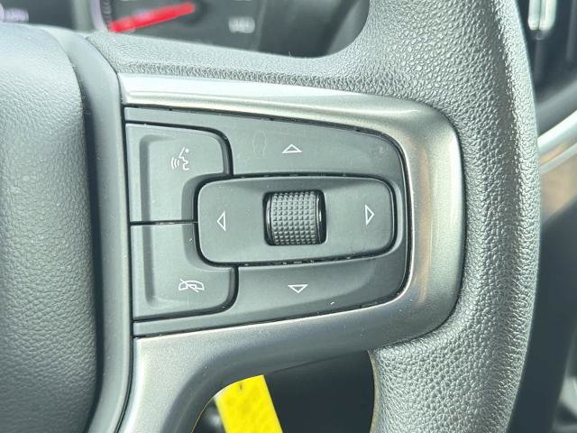 Used 2020 Chevrolet Silverado 1500 LT w/ LT Value Package AWD/4WD image 24