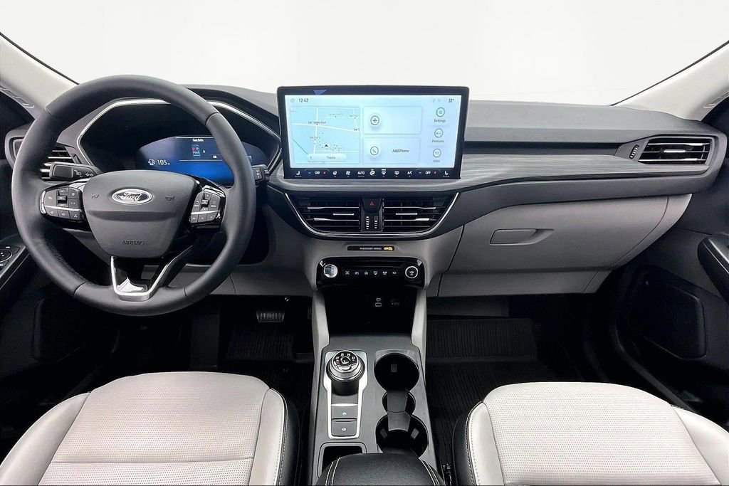 Certified 2023 Ford Escape Platinum image 16