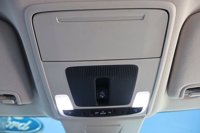 Used 2023 Honda Civic Touring image 18