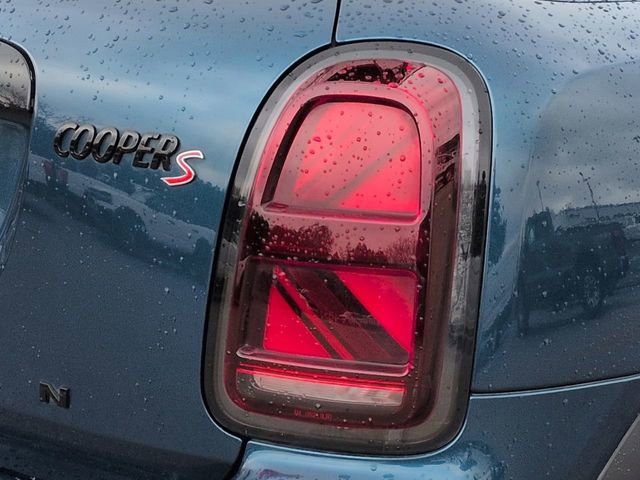 Used 2022 MINI Cooper Countryman S w/ Boardwalk Edition image 12
