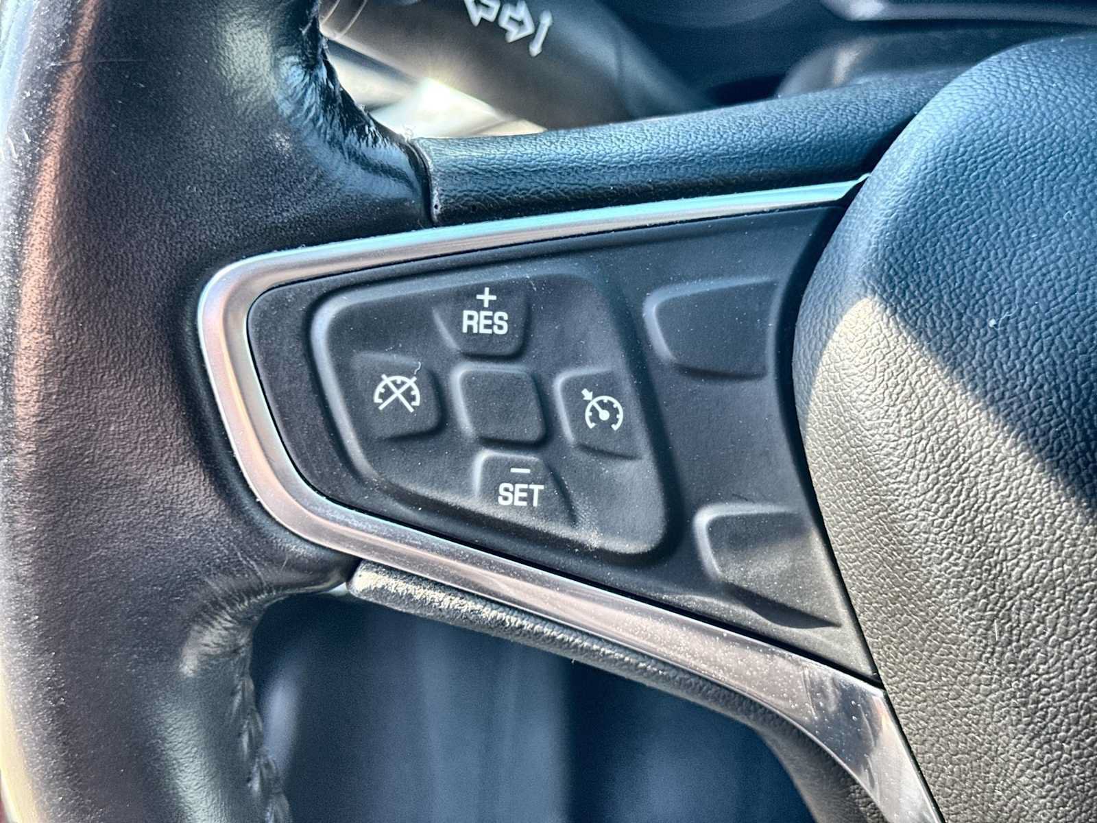 Used 2018 Chevrolet Malibu LT FWD image 22