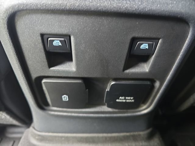 Certified 2022 Ford Bronco Outer Banks w/ Sasquatch Package AWD/4WD image 26