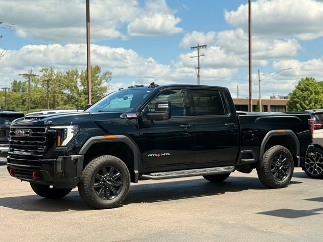 Used 2024 GMC Sierra 2500 AT4 w/ Technology Package AWD/4WD image 40