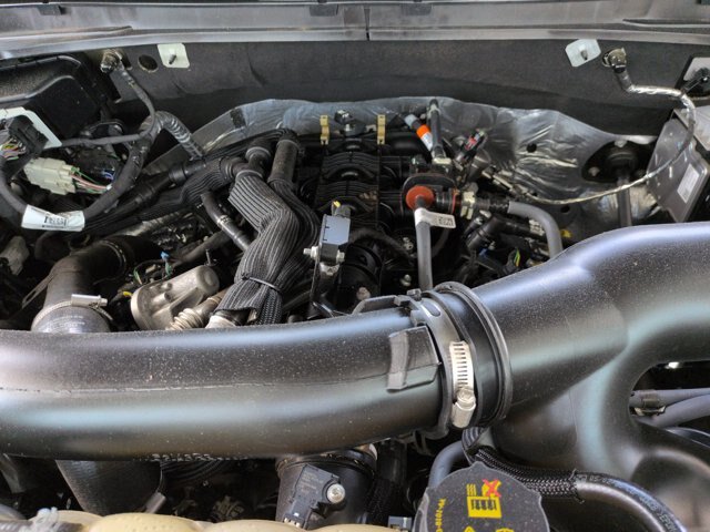 Certified 2025 Ford Expedition Active AWD/4WD image 33