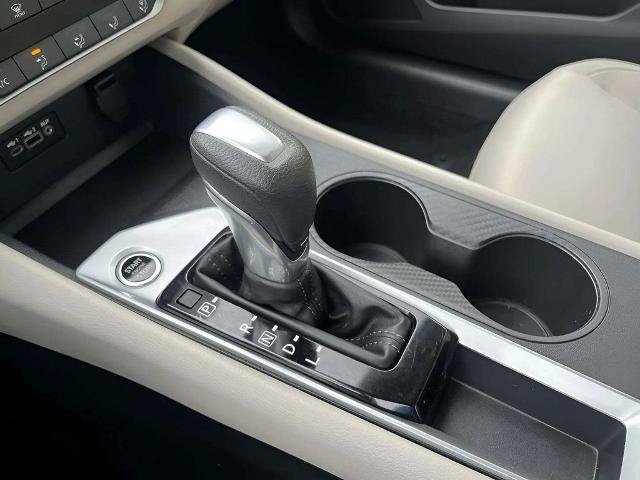 Used 2025 Nissan Altima 2.5 SV FWD image 30