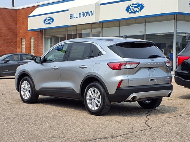 Certified 2022 Ford Escape SE w/ Cold Weather Package AWD/4WD image 2