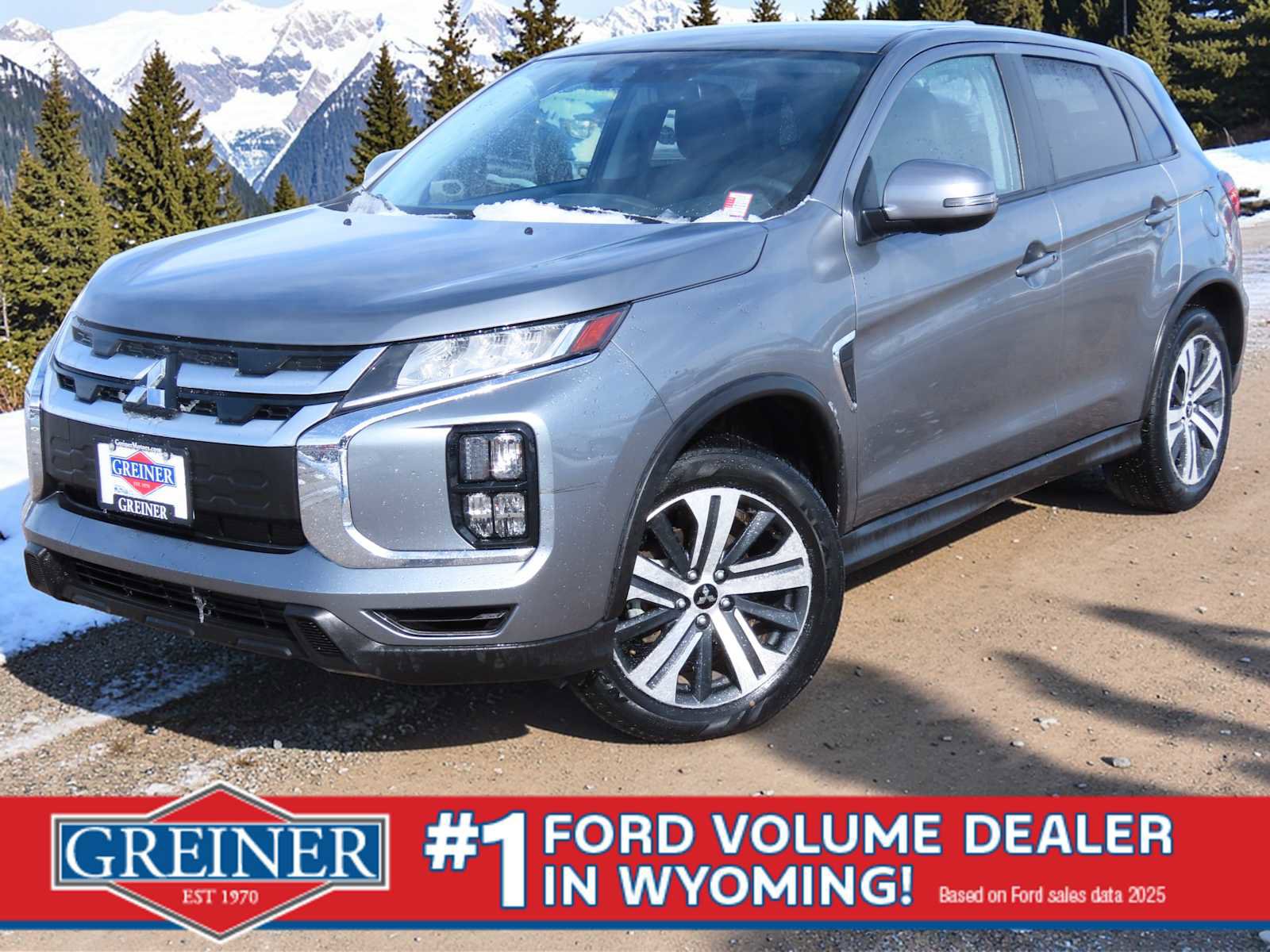 Used 2024 Mitsubishi Outlander Sport SE image 1