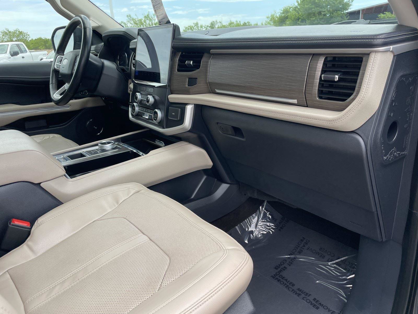 Certified 2023 Ford Expedition Limited RWD image 35