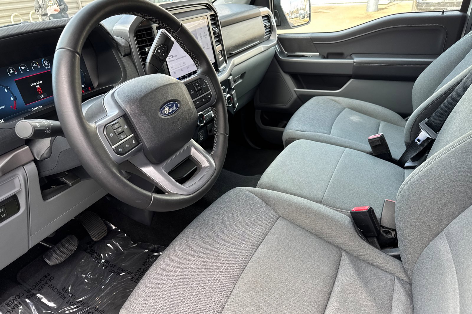 Certified 2025 Ford F150 XLT w/ Equipment Group 301A Standard image 10