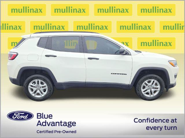 Used 2020 Jeep Compass Sport w/ Cold Weather Group AWD/4WD image 2