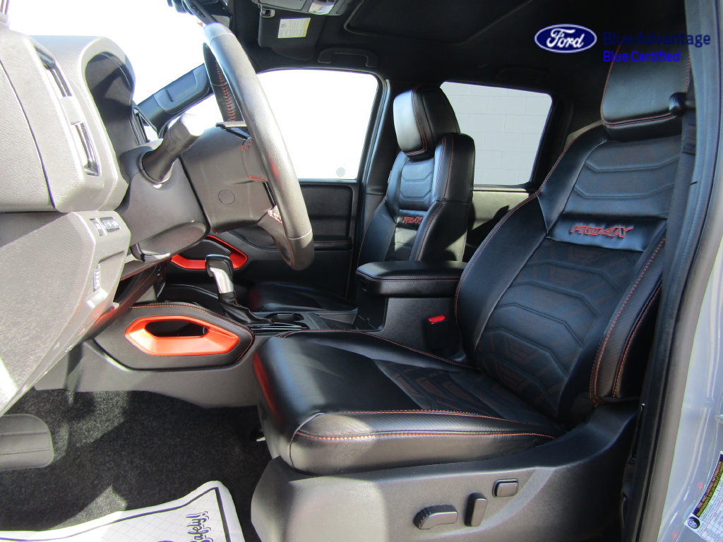 Used 2025 Nissan Frontier PRO-4X w/ Pro Premium Package AWD/4WD image 3