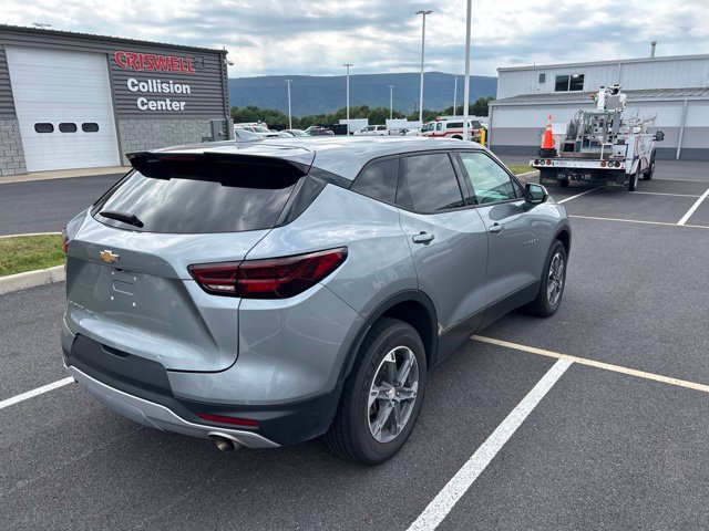 Used 2025 Chevrolet Blazer LT AWD/4WD image 5