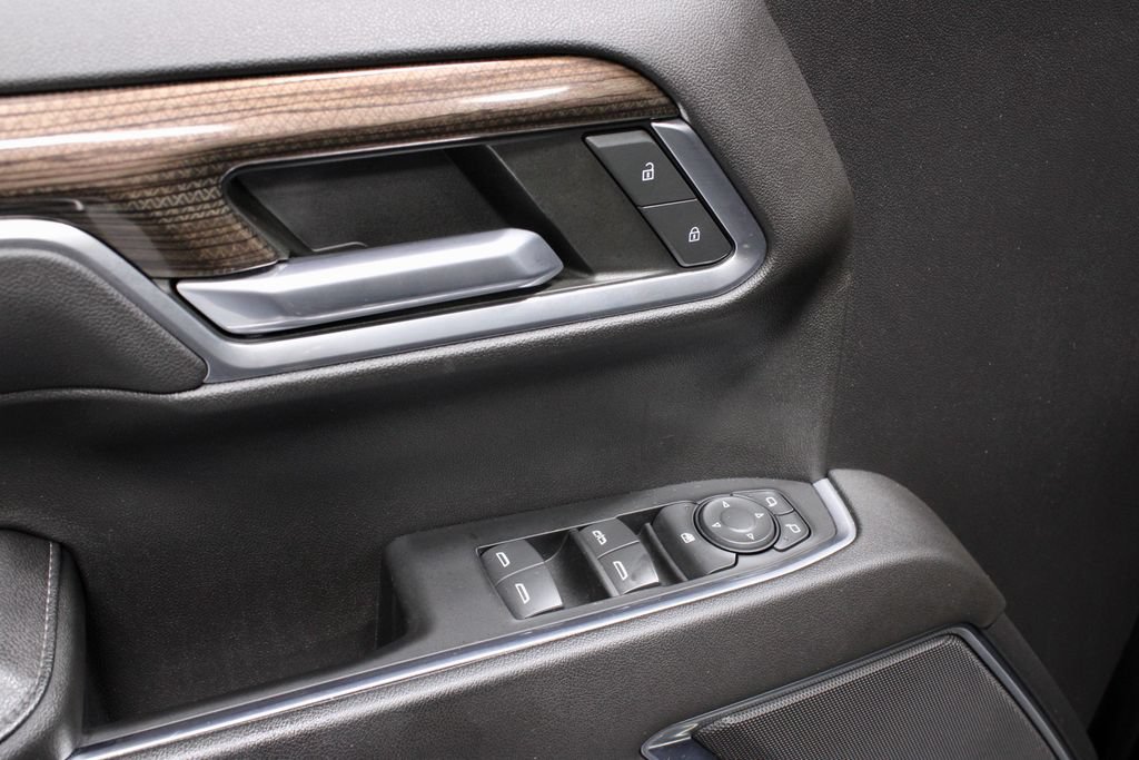 Used 2022 Chevrolet Silverado 1500 LT AWD/4WD image 24