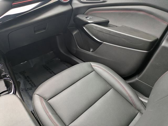 Used 2024 Chevrolet Trax RS w/ Sunroof Package image 17