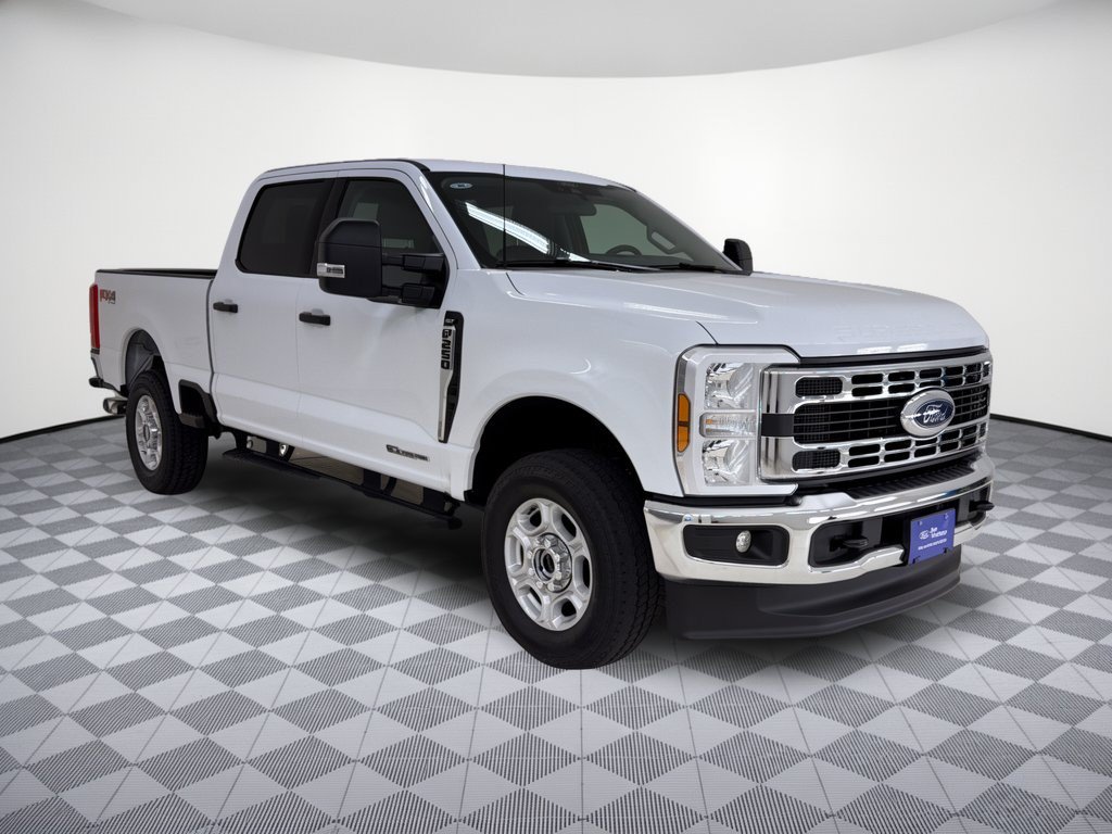 Certified 2025 Ford F250 XLT w/ FX4 Off-Road Package AWD/4WD image 7
