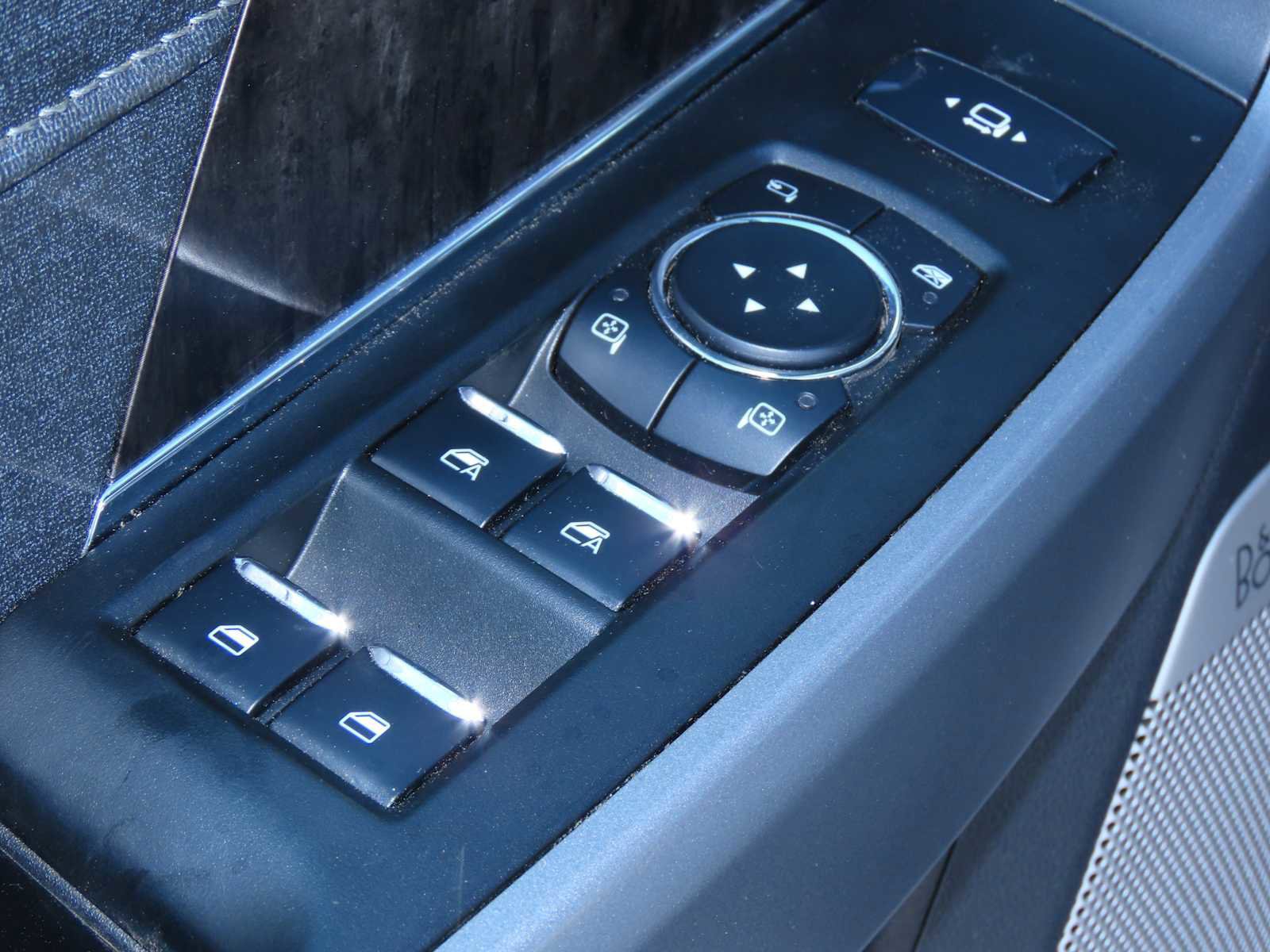 Certified 2024 Ford F250 Lariat image 19