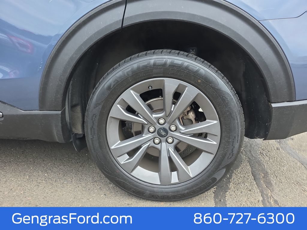 Certified 2021 Ford Explorer XLT w/ Equipment Group 202A AWD/4WD image 12