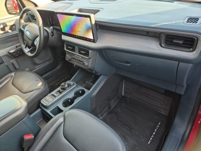 Certified 2025 Ford Maverick Lariat AWD/4WD image 36