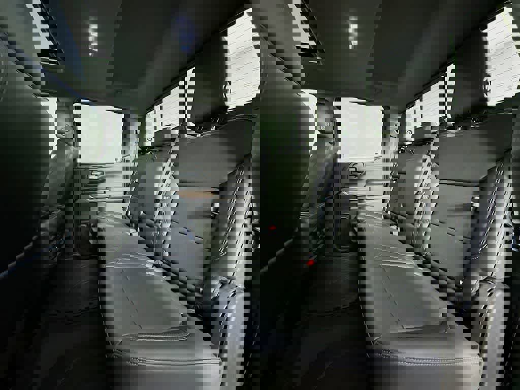 Used 2020 Chevrolet Silverado 1500 LT Trail Boss image 17