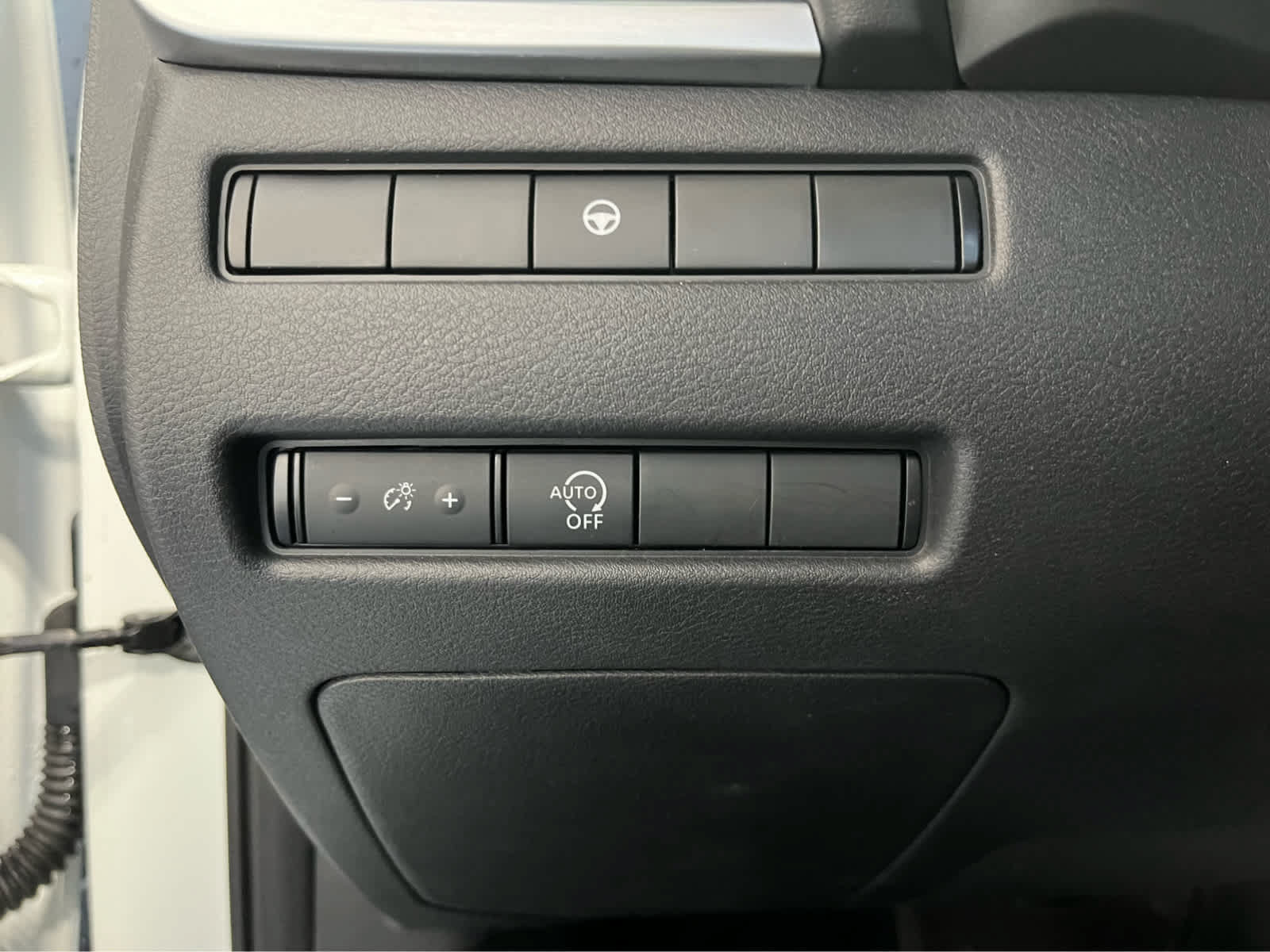Used 2023 Nissan Rogue SV AWD/4WD image 21