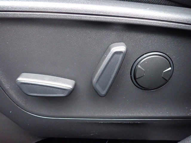 Certified 2022 Ford Escape SEL w/ SEL Stealth AWD Package image 23