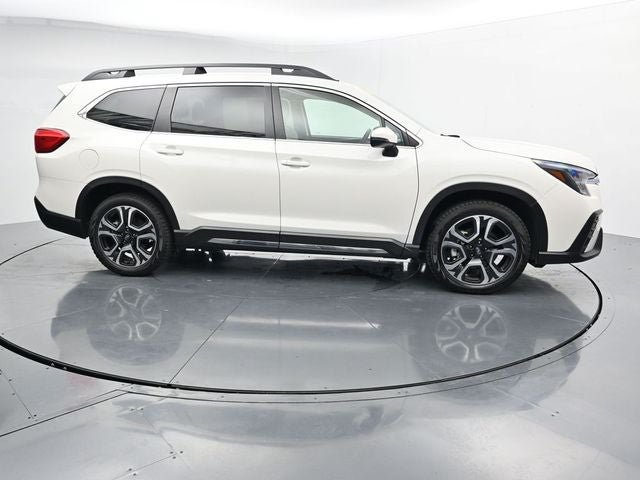 Used 2023 Subaru Ascent Limited AWD/4WD image 12