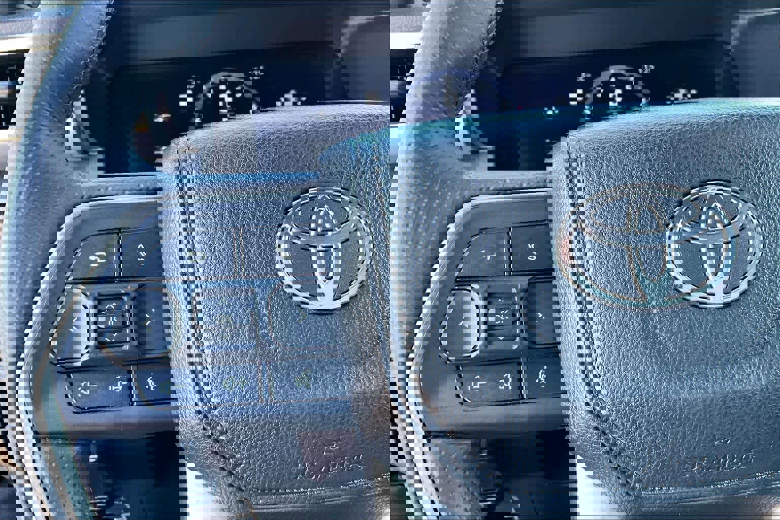 Used 2025 Toyota 4Runner TRD Off-Road Premium w/ Tow Technology Package image 23