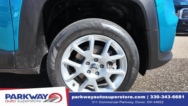 Used 2022 Jeep Renegade Latitude w/ Convenience Group AWD/4WD image 15