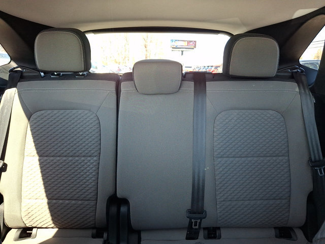 Certified 2021 Ford Escape SE w/ SE Sport Appearance Package image 17