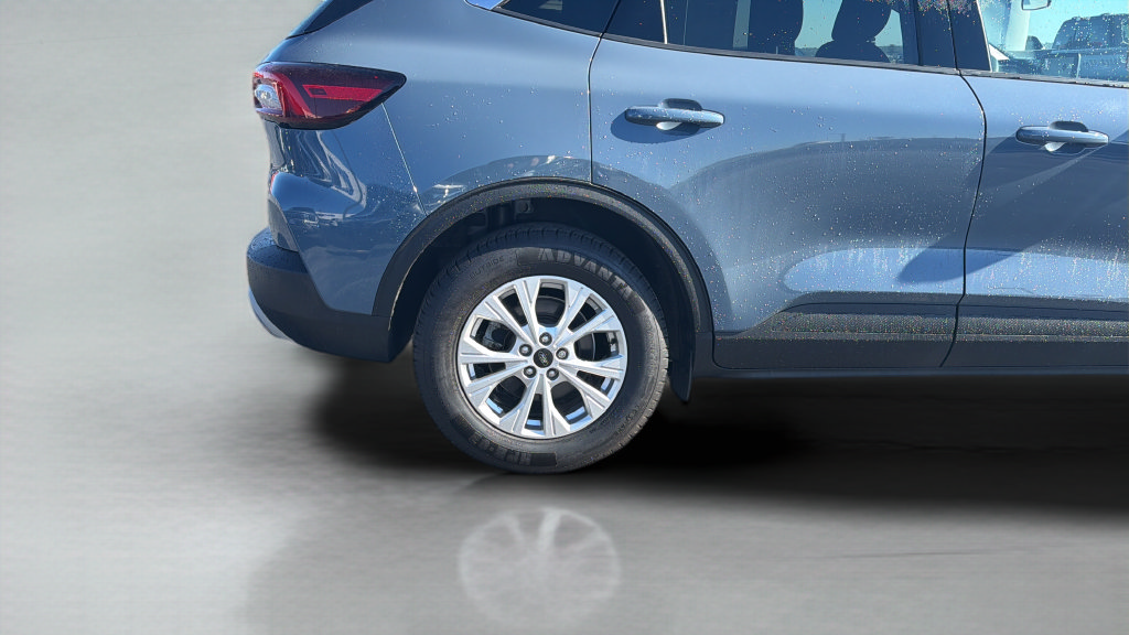 Certified 2023 Ford Escape Active FWD image 32