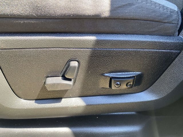Used 2024 RAM 2500 Big Horn AWD/4WD image 16