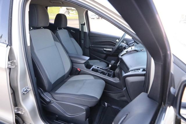 Certified 2017 Ford Escape SE w/ SE Cold Weather Package AWD/4WD image 24