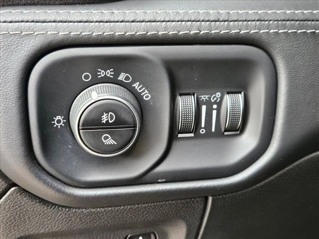 Used 2019 RAM 1500 Limited w/ Advanced Safety Group AWD/4WD image 21