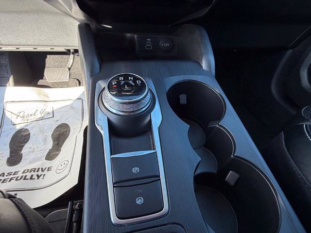 Certified 2025 Ford Escape Platinum AWD/4WD image 26