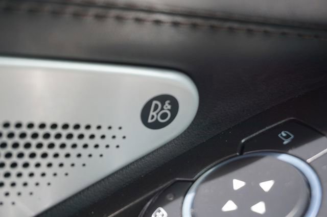 Certified 2023 Ford Explorer Platinum w/ Technology Package AWD/4WD image 15