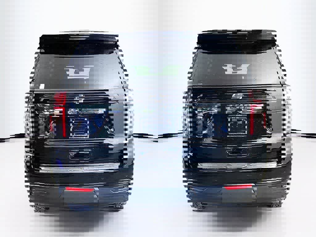 Used 2023 Chevrolet Tahoe Z71 image 4