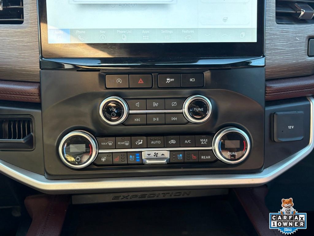 Certified 2024 Ford Expedition Limited image 21