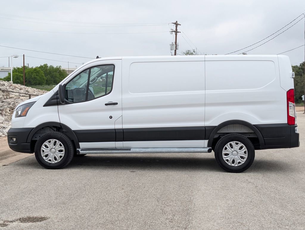 Certified 2025 Ford Transit 250 Low Roof w/ Exterior Upgrade Package RWD image 5